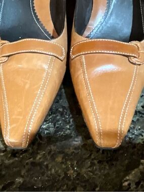 Cole Haan Tan Leather Pointed-Toe Heels - comfortable 2” kitten
